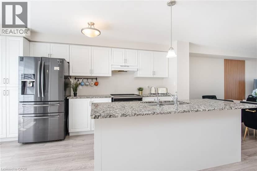 120 MONARCH WOODS Drive — photo 15 of 40