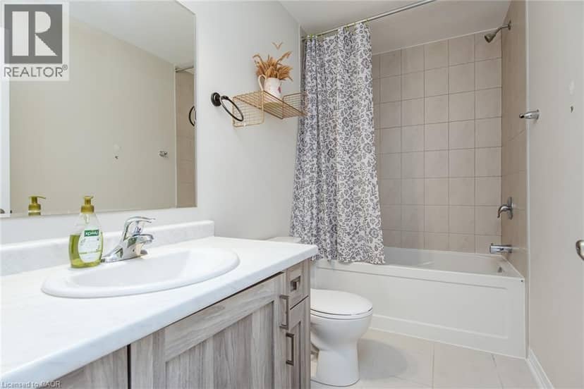 120 MONARCH WOODS Drive — photo 26 of 40