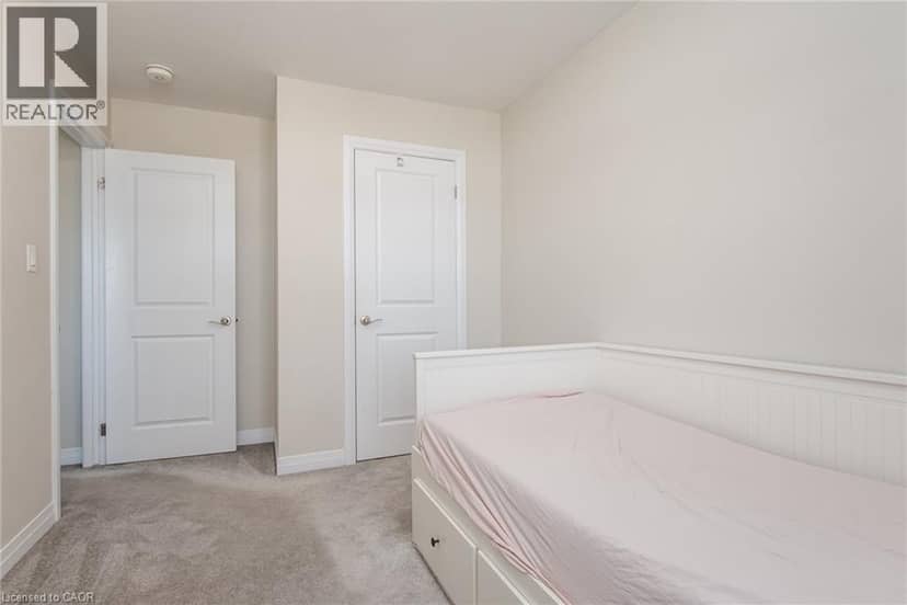 120 MONARCH WOODS Drive — photo 28 of 40