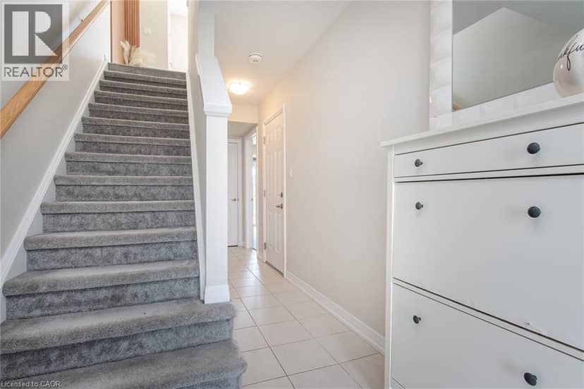 120 MONARCH WOODS Drive — photo 31 of 40