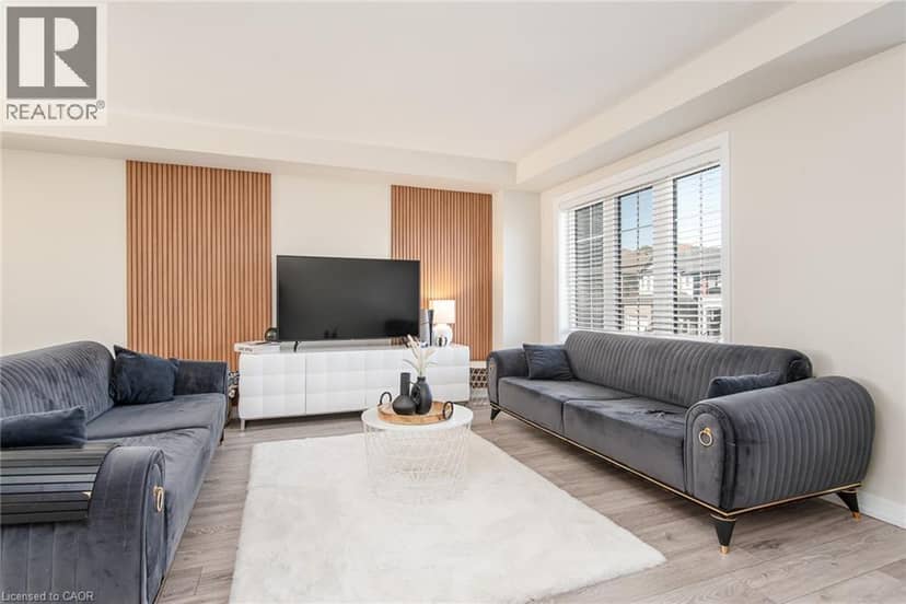 120 MONARCH WOODS Drive — photo 4 of 40