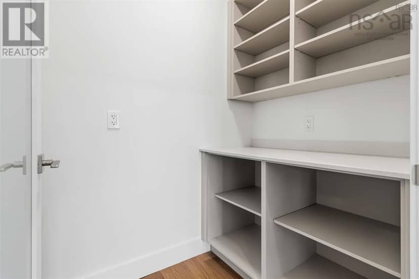 LW14 209 Lewis Drive — photo 10 of 40
