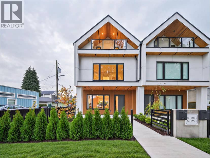 2 6991 KERR STREET, Vancouver