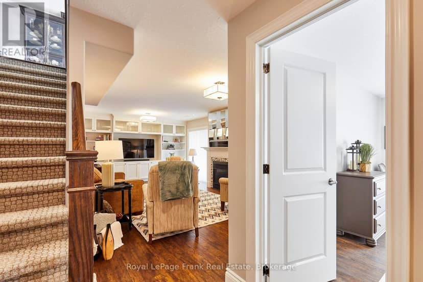 183 - 301 Carnegie Avenue — photo 29 of 40