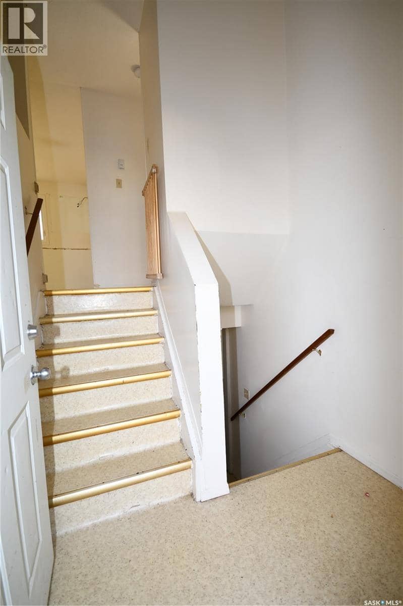811 Main STREET — photo 14 of 32