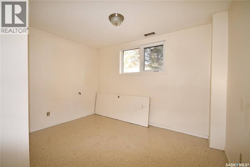811 Main STREET — photo 18 of 32