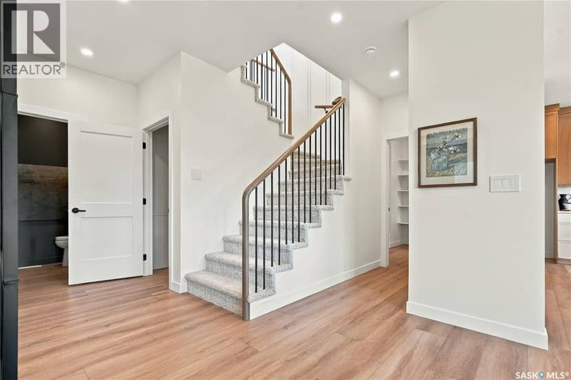 660 Pepper BEND — photo 30 of 40