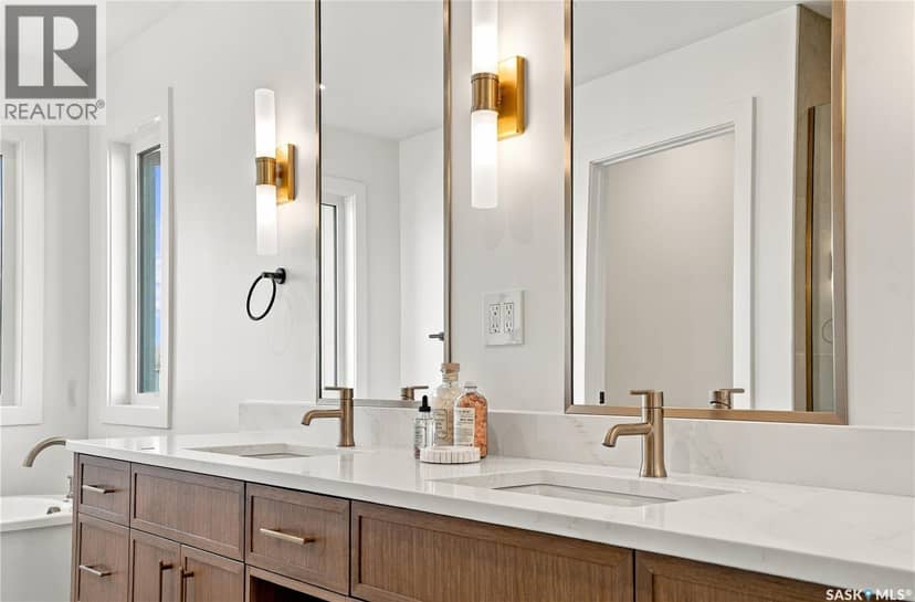 660 Pepper BEND — photo 40 of 40