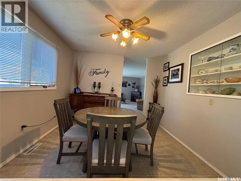 202 Herbert STREET — photo 22 of 39