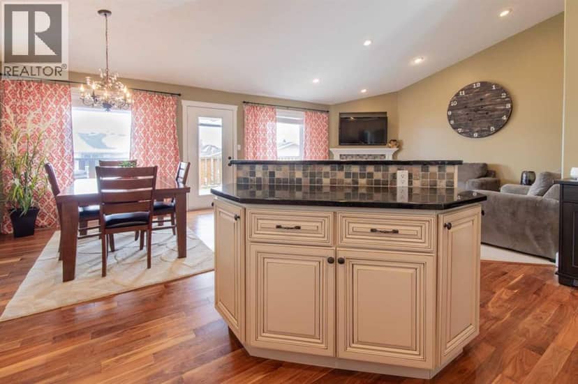 37 Laurel Place — photo 16 of 40