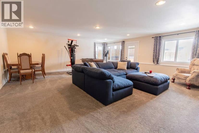 37 Laurel Place — photo 34 of 40