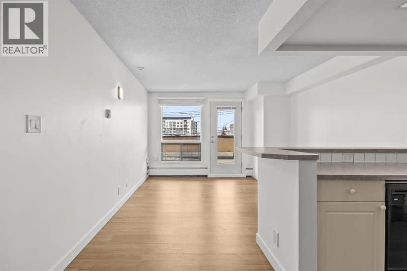 208, 1334 12 Avenue SW — photo 13 of 32