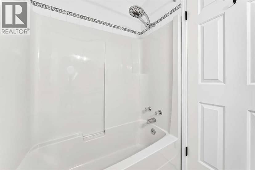 37 Beddington Gardens NE — photo 30 of 40