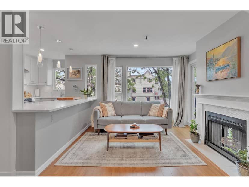 315 2020 W 8TH AVENUE, Vancouver, photo 2
