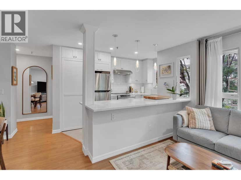 315 2020 W 8TH AVENUE, Vancouver, photo 3