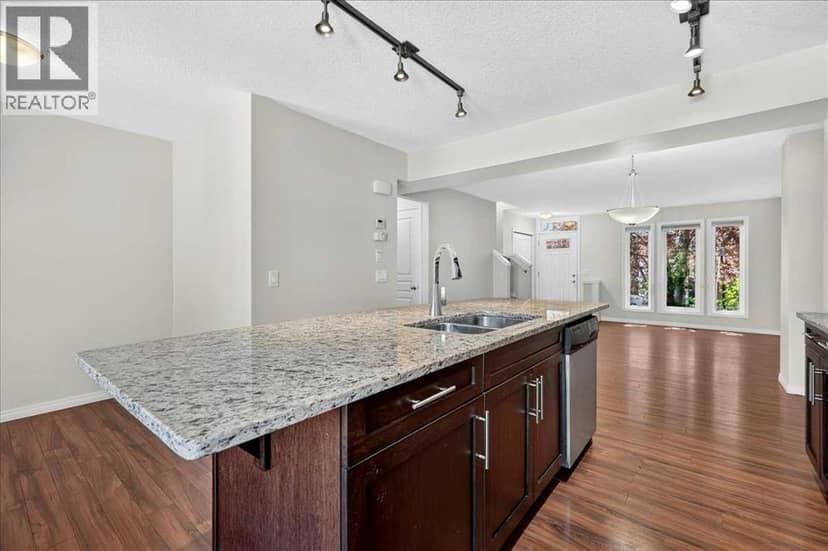 604 Auburn Bay Square SE — photo 12 of 35