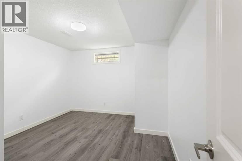 6008 DALGETTY Drive NW — photo 27 of 40