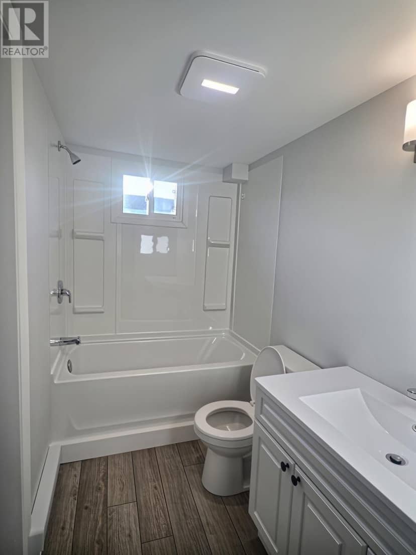9 Carolyn Drive — photo 11 of 14