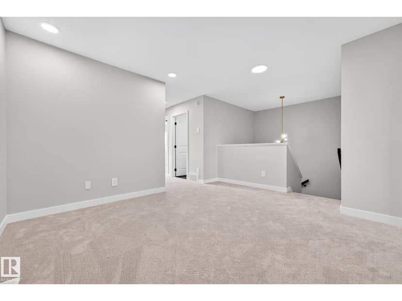 8307 Kiriak LO SW — photo 21 of 40