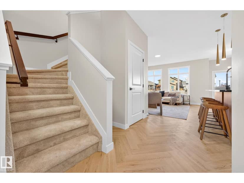 8307 Kiriak LO SW, Edmonton, photo 4