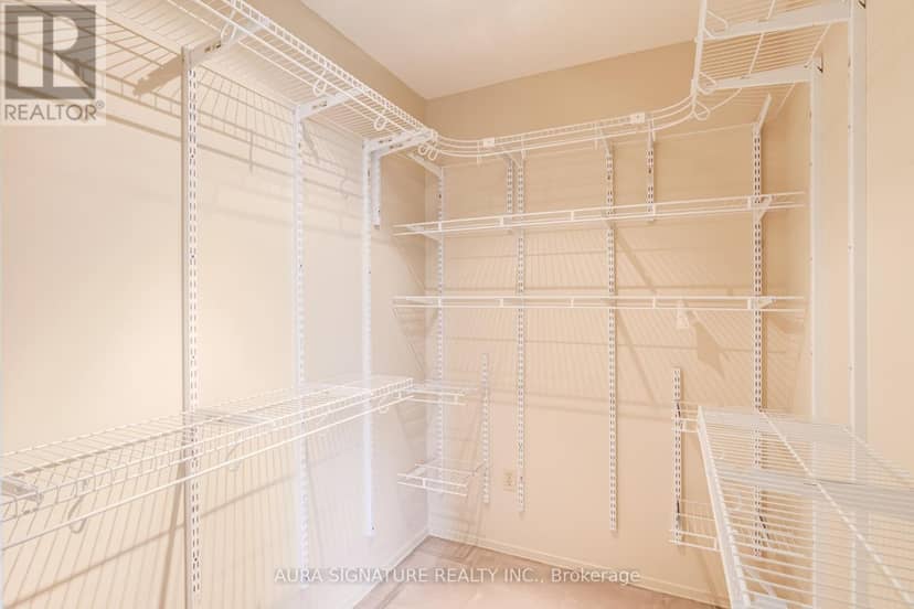401 - 3077 Weston Road — photo 27 of 33