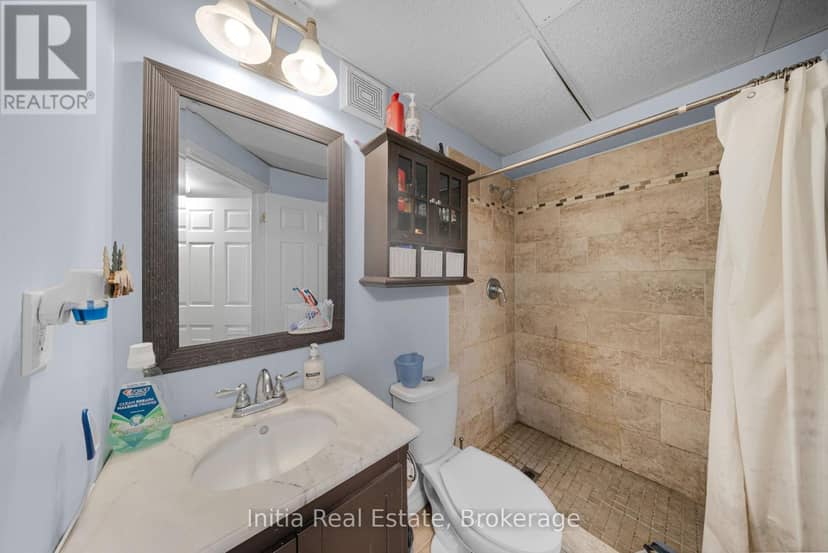 1412 Katella Avenue — photo 25 of 40