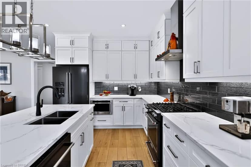13B CUMBERLAND Street — photo 14 of 40