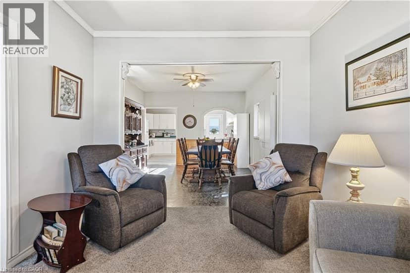 16 ALBEMARLE Street — photo 12 of 40
