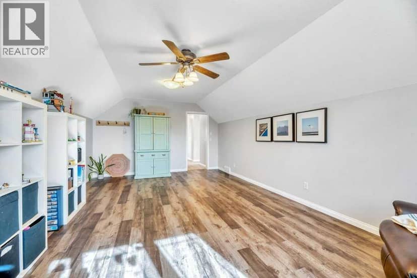 304 Cambridge Place — photo 23 of 40