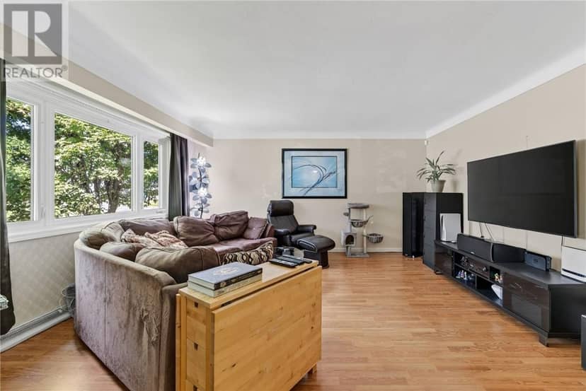 20 Coulson Street — photo 17 of 40