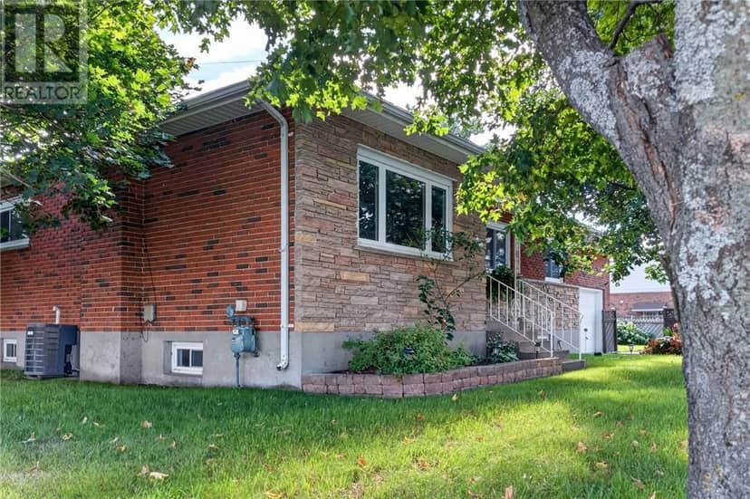 20 Coulson Street, Capreol, photo 3