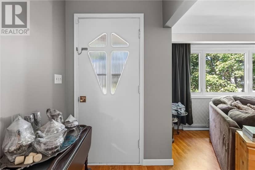 20 Coulson Street, Capreol, photo 7