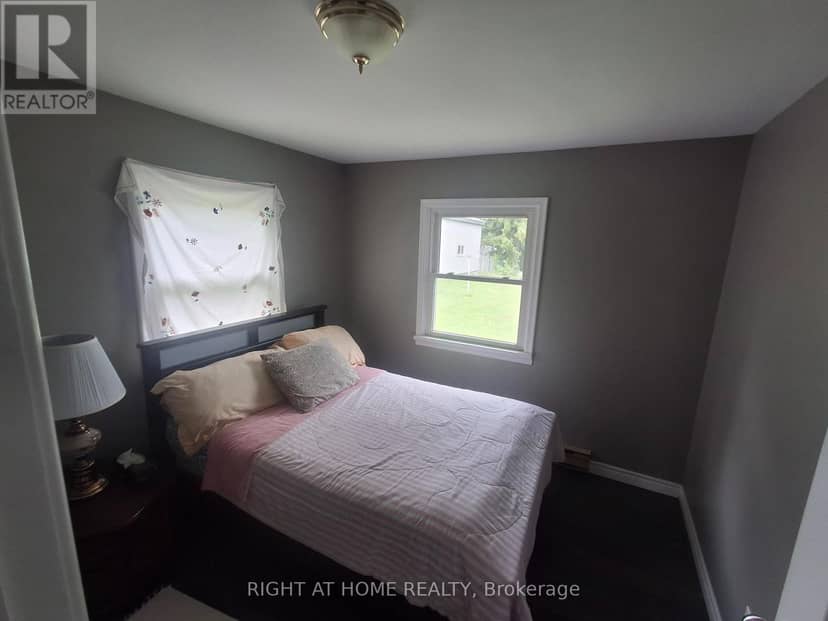 717 Mersea Rd 6 Road E — photo 8 of 19