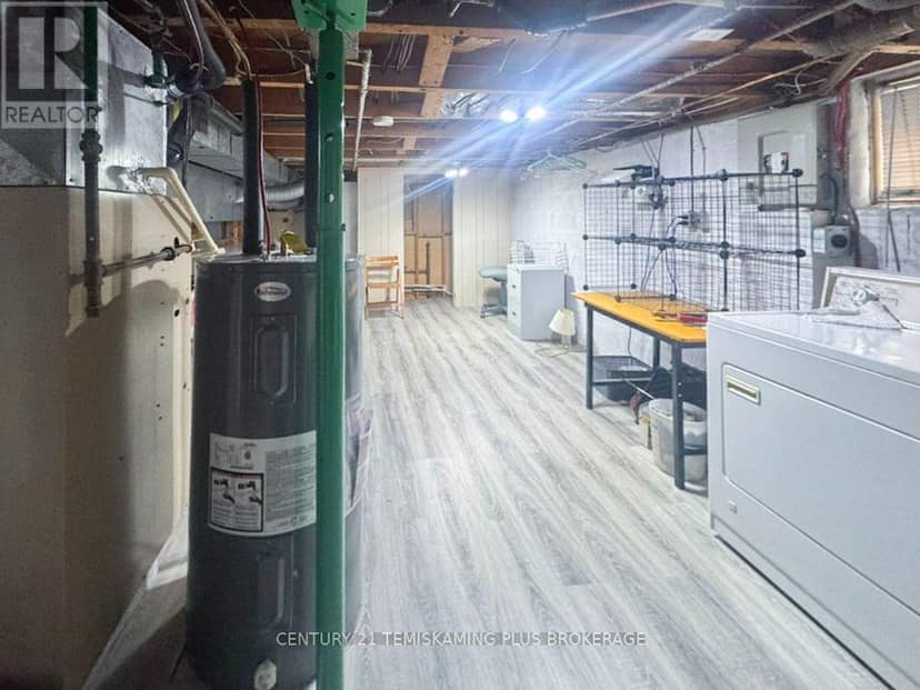 88 Katherine Street — photo 11 of 21