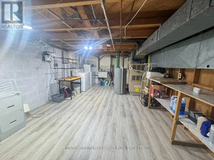 88 Katherine Street — photo 15 of 21
