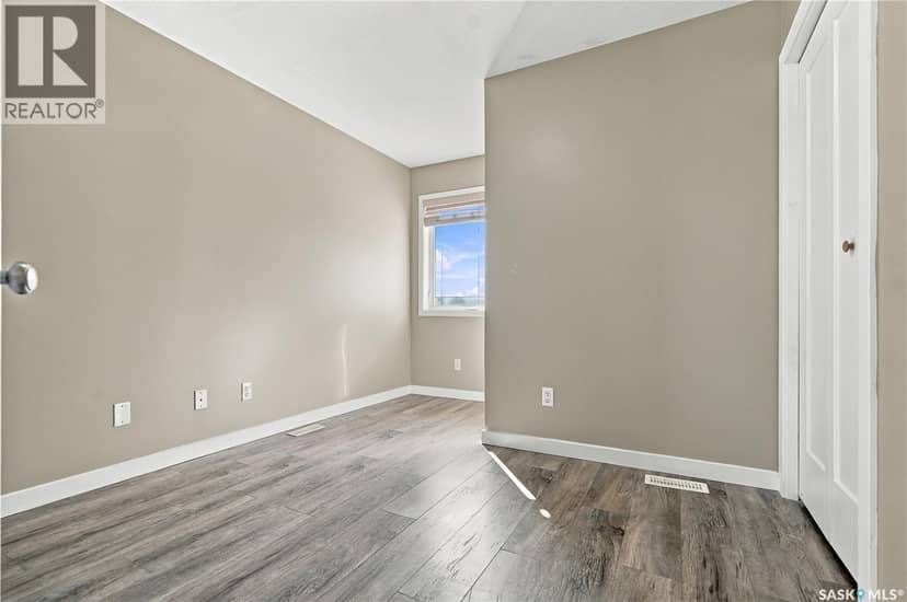 255 McBeth CRESCENT — photo 27 of 40