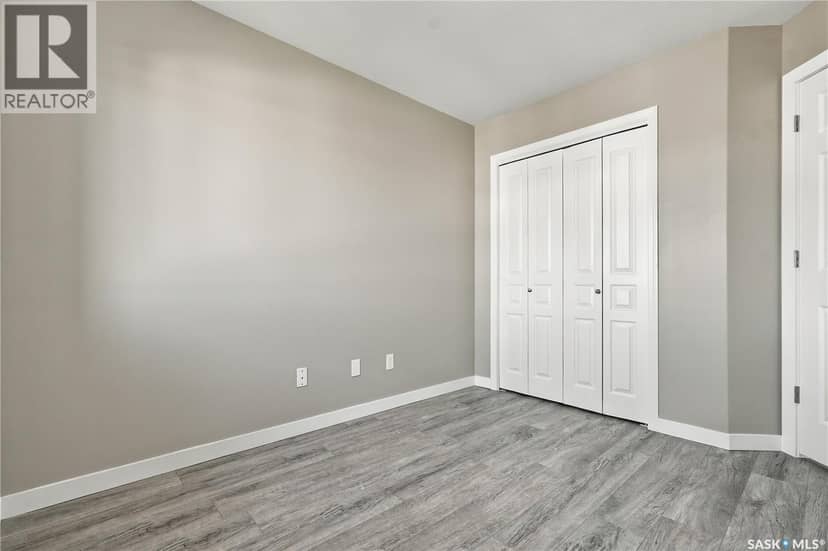 255 McBeth CRESCENT — photo 29 of 40