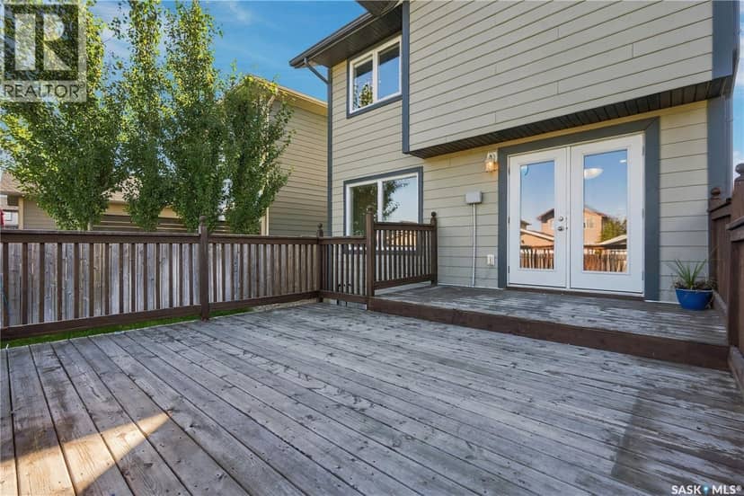 255 McBeth CRESCENT — photo 31 of 40