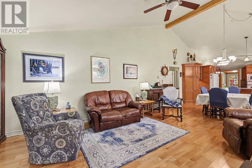 2674 Smith Road, Frontenac, photo 6