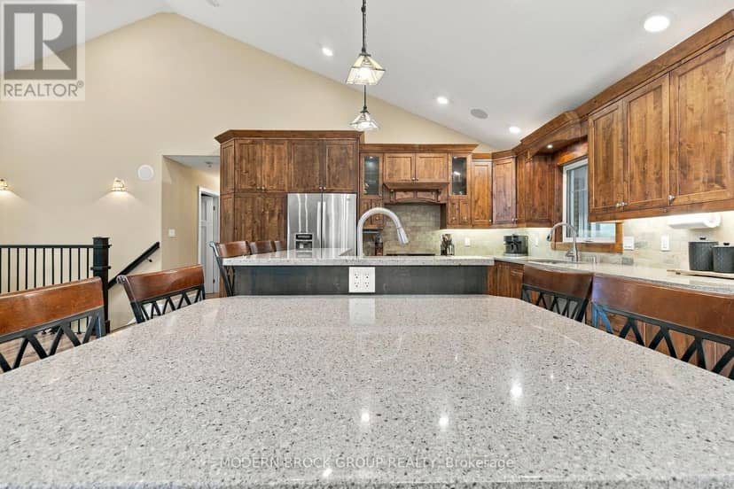 204 County Rd 5 Road — photo 21 of 40