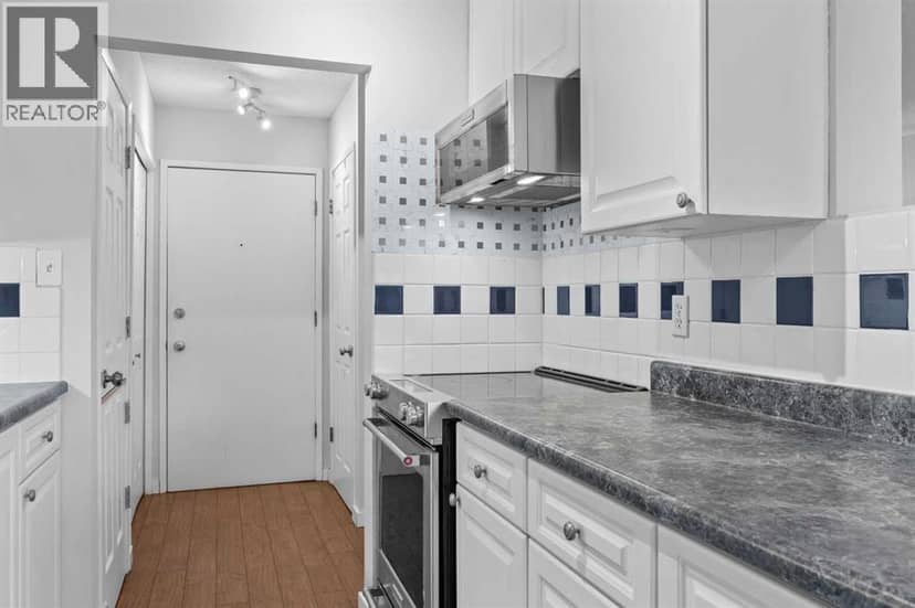 56, 3519 49 Street NW — photo 9 of 40