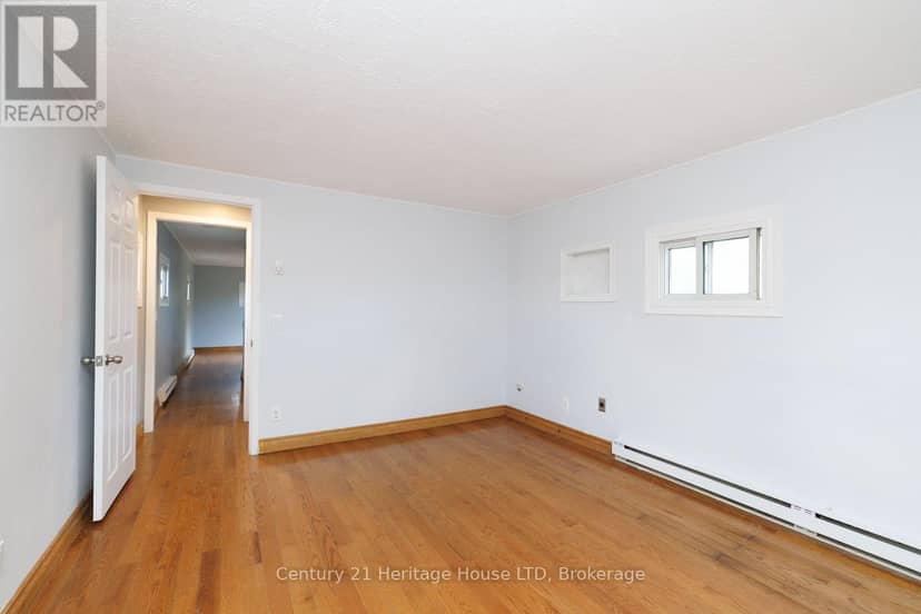 346 Albany Street — photo 35 of 40