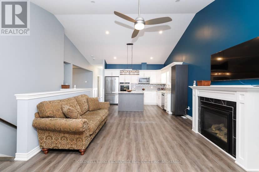 285 South Pelham Road — photo 11 of 34