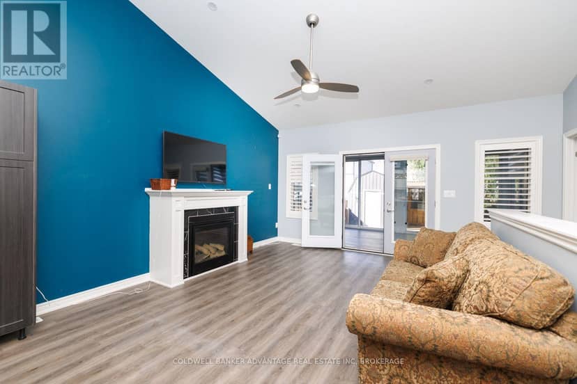 285 South Pelham Road — photo 13 of 34