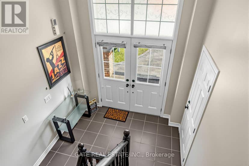 64 McPherson Road — photo 4 of 37