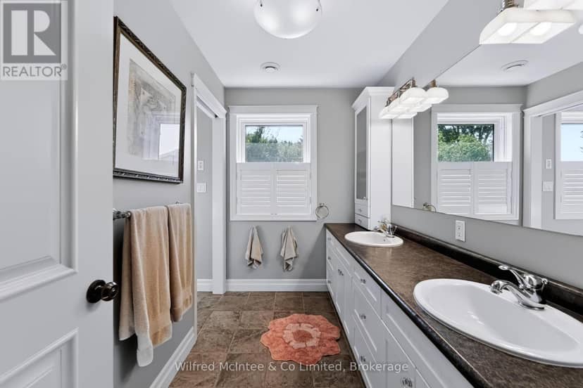 313 Westwood Drive — photo 33 of 40