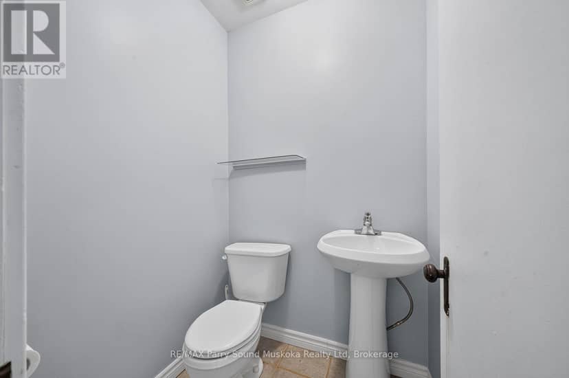 58 William Street — photo 19 of 38