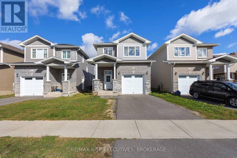 567 Beth Crescent — photo 3 of 40