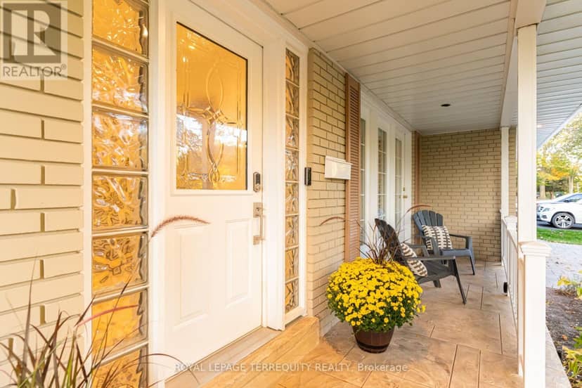 258 Guildwood Parkway, Toronto, photo 2