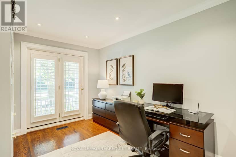 258 Guildwood Parkway — photo 25 of 40